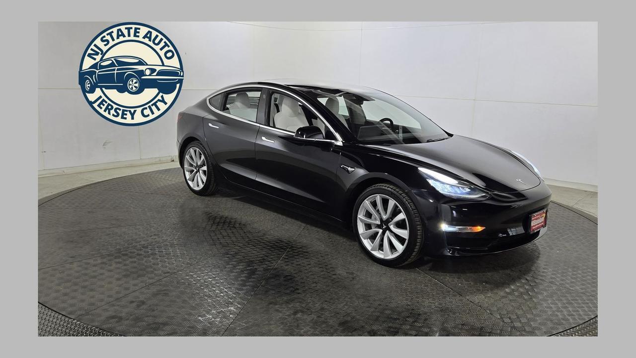 tesla model 3 2018 5YJ3E1EB3JF170743 image tesla model 3 2018 5YJ3E1EB3JF170743 image